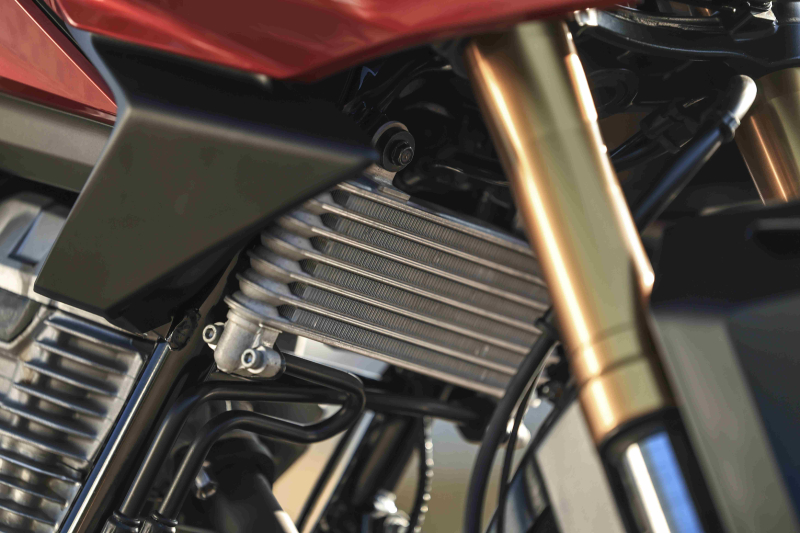 Honda arma sua campeã: CB300F Twister 2027 ganha garfo invertido, controle de tração e versão S.