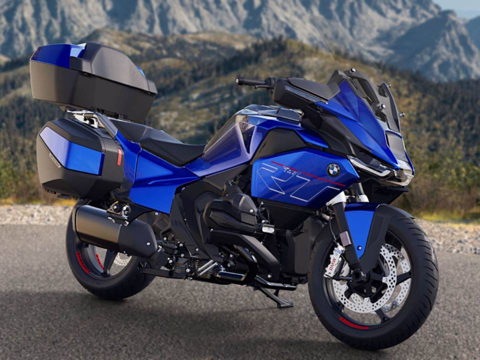 Viajar sem tocar na embreagem: BMW R 1300 RT Impulse chega ao Brasil com câmbio automatizado ASA.